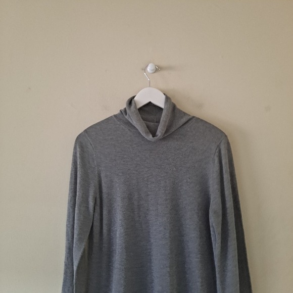 J. Jill Grey Long Sleeve Knit Turtle Neck Knee / Midi Length Sweater Dress - M - Picture 3 of 9